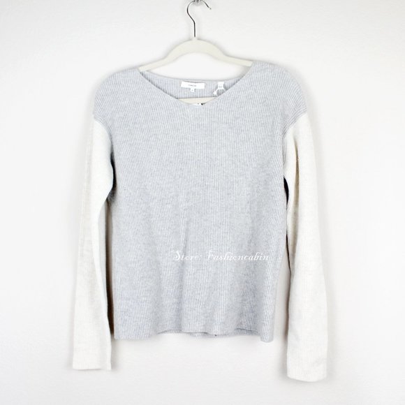 NWT VINCE V-Neck Wool Blend Sweater– Casual Chic for Work or Weekend - Picture 3 of 11